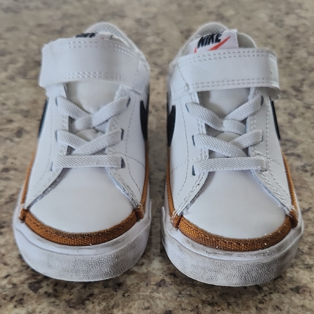 Nike Kids White Sneakers with Brown Trim